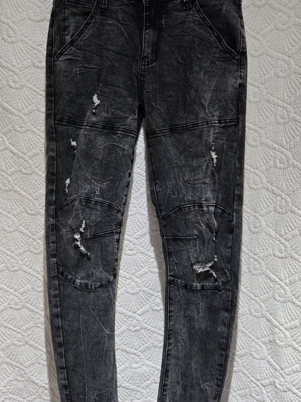 Rue21 Distressed Black Washed Skinny Jeans 30/32